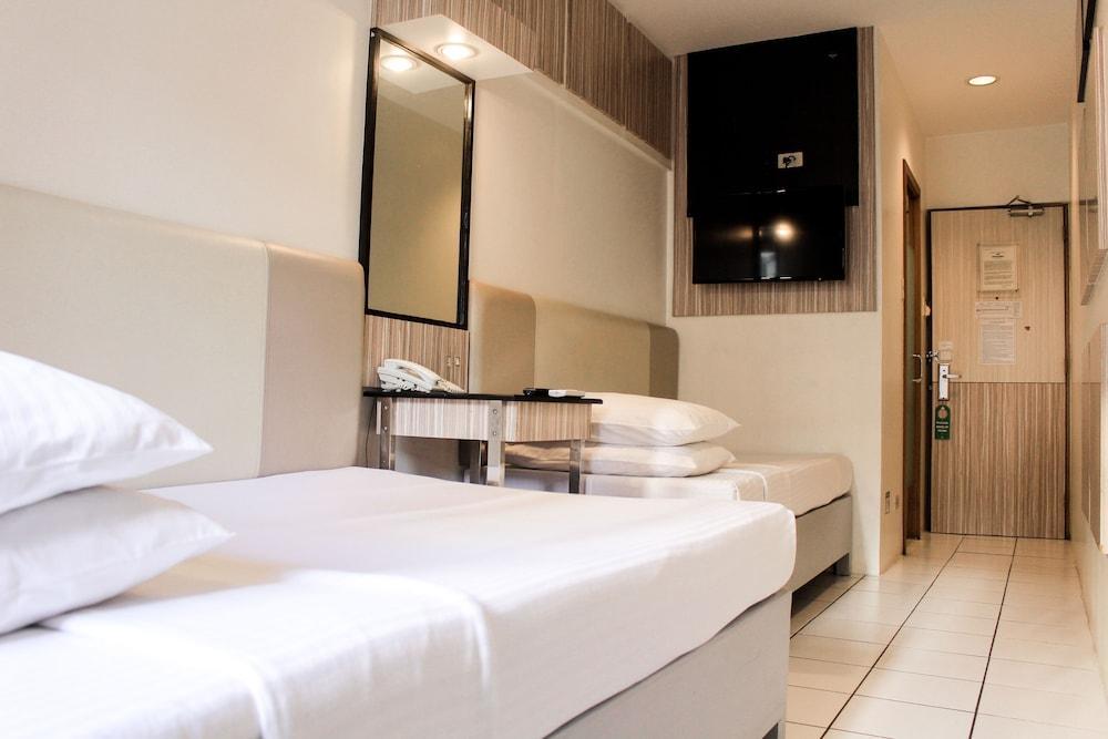 Hostel 1632 Манила Экстерьер фото