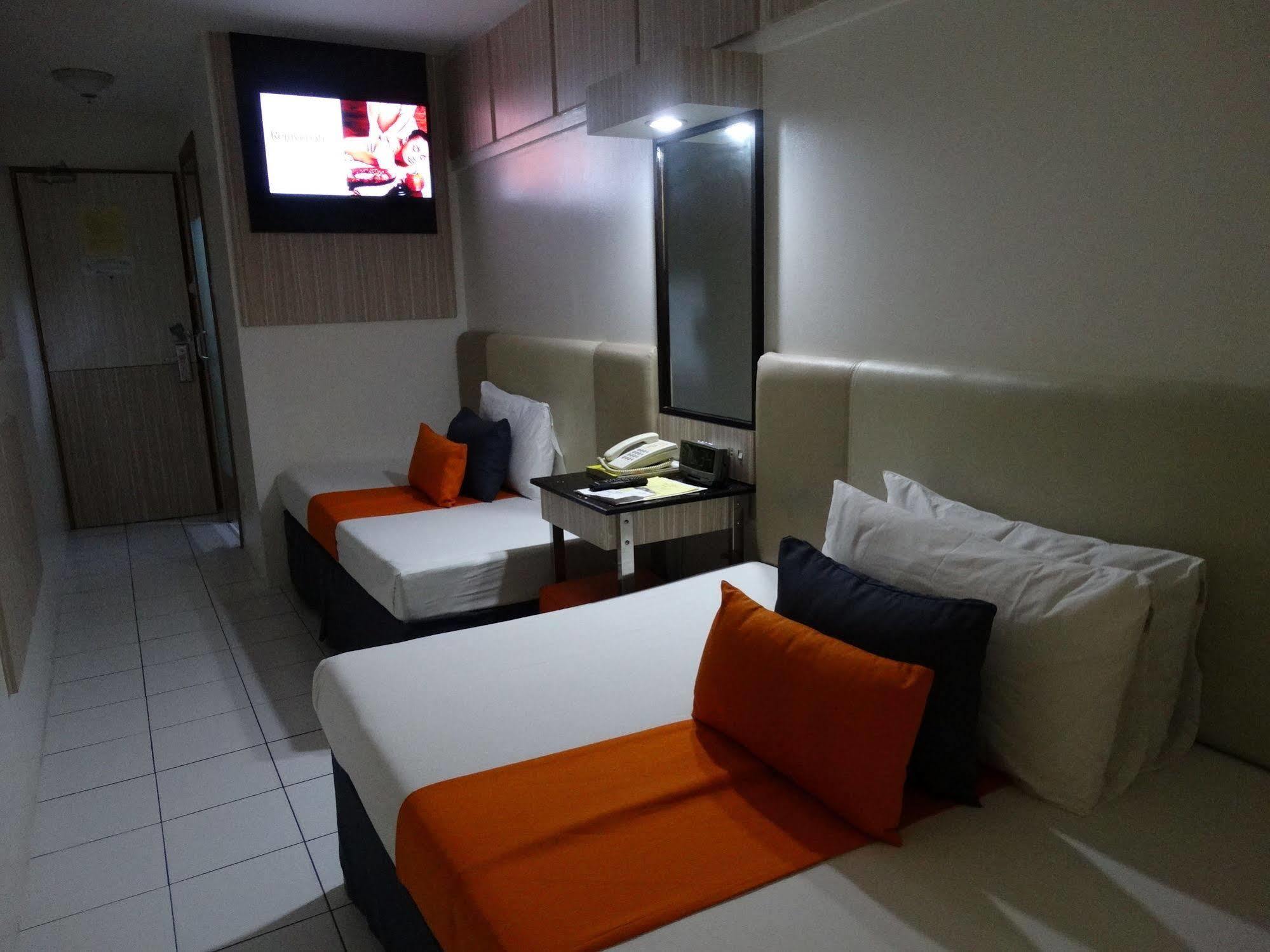 Hostel 1632 Манила Экстерьер фото